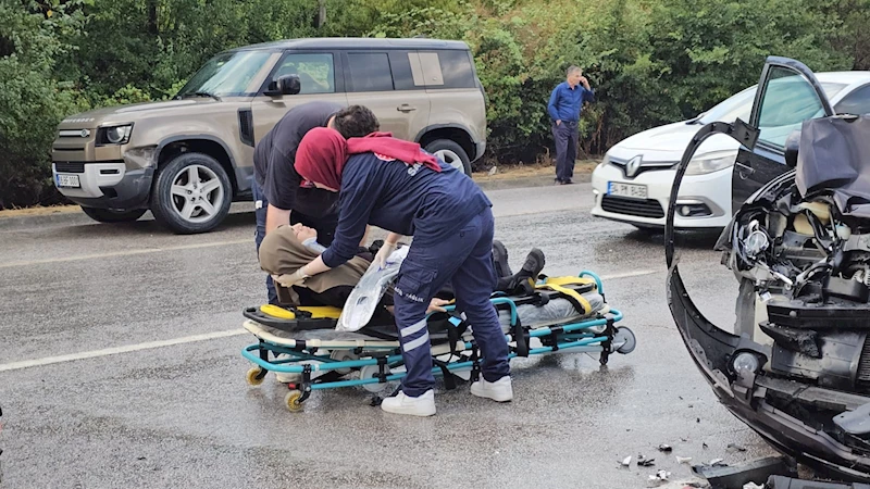 TEM’de 10 araç zincirleme kazaya karıştı; 10 yaralı