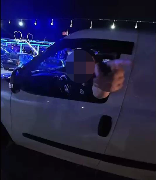 Motosiklet sürücüsüne saldırmaya kalkışan şüpheliye gözaltı