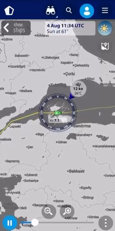 Teknesi parçalanmış halde bulunan iş insanını arama çalışmaları 3