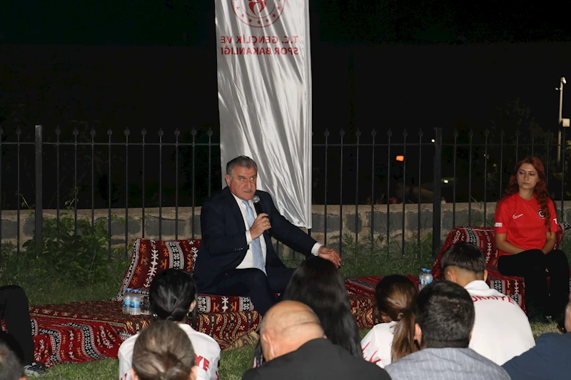 Bakan Bak, Van Gölü