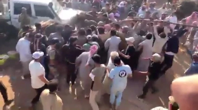 Suriye’de kuyuya düşen çocuk kurtarıldıktan sonra tedavi için Şanlıurfa’ya getirildi