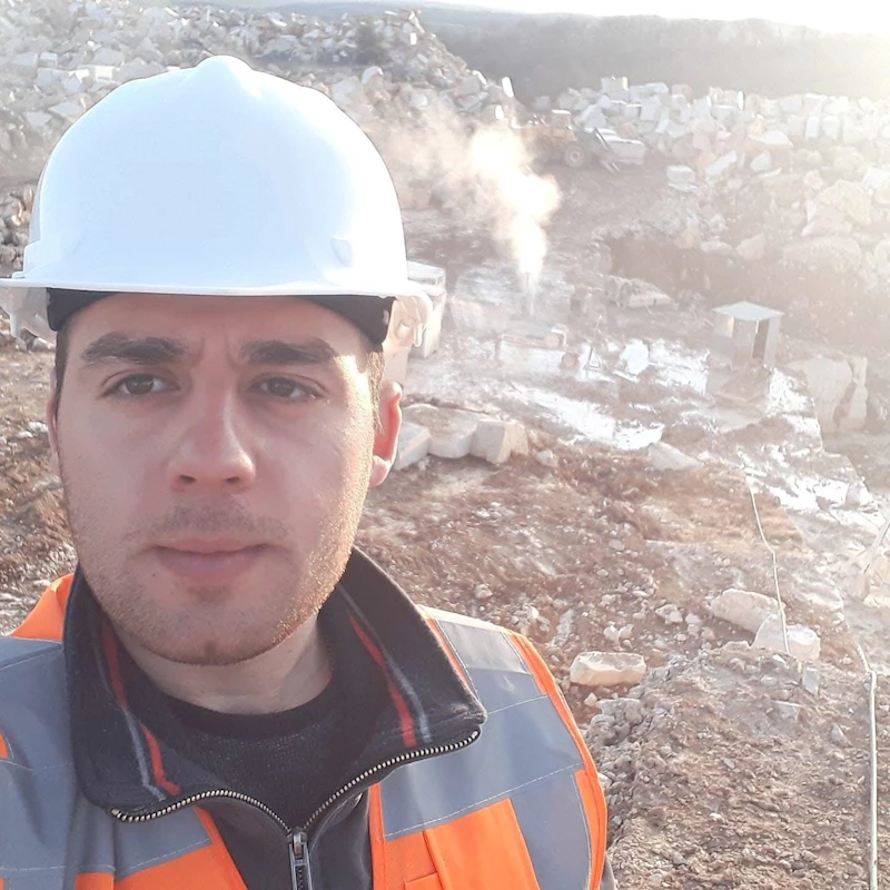 25 gündür çalıştığı iş yerinde 3 tonluk mermer bloğun altında kalan mühendis öldü