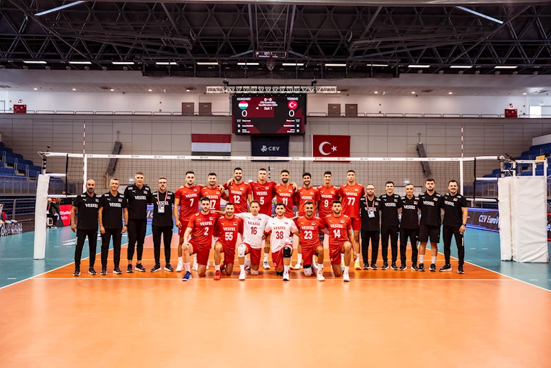 A Milli Erkek Voleybol Takımı, Macaristan