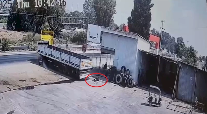 Tamir sırasında hareket eden TIR