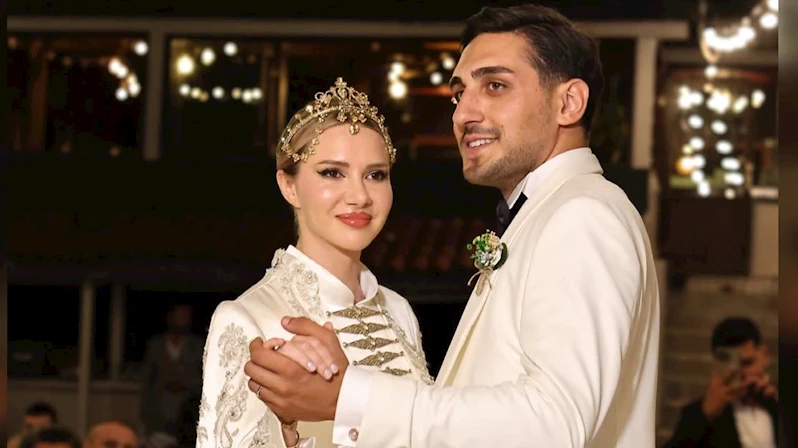Romanyalı şarkıcı Otilia ile Yalovalı eşi, 2 yıl sonra düğün yaptı