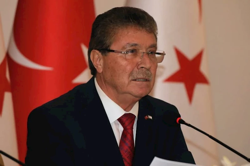 KKTC Başbakanı Üstel