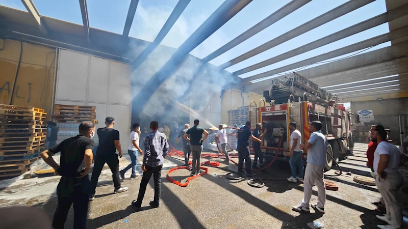 Mardin’de içecek deposunda yangın