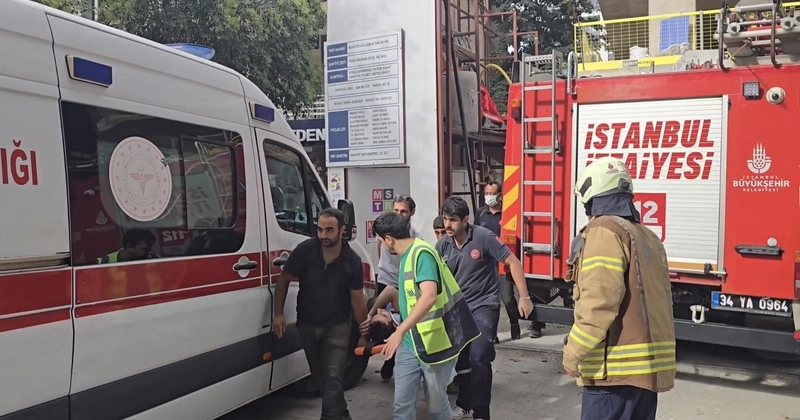 İstanbul - Kadıköy’de inşaat alanında toprak kayması: 2 yaralı