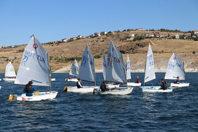 Optimist Yelken Yarışları’nın 3’üncü ayağı, Kayseri’de başladı