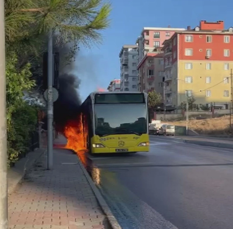 İstanbul- Ümraniye’de, İETT otobüsü yangını- 1 / Ek bilgi ve görüntü 