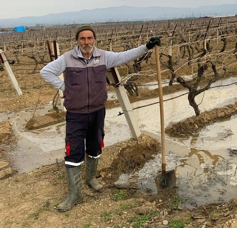 Kamyonetle çarpışan sepetli motosikletin sürücüsü öldü