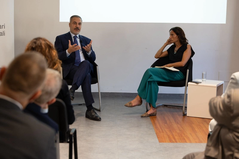 Bakan Fidan, Roma Uluslararası İlişkiler Enstitüsü konferansına katıldı 