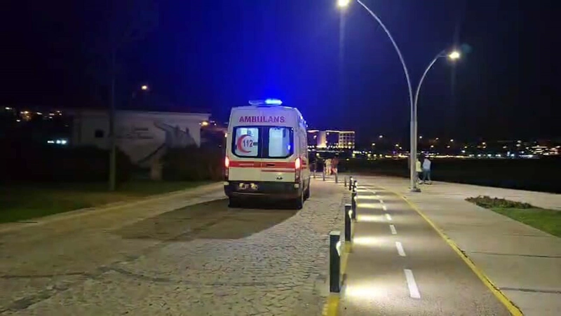 Çanakkale’de balık tutarken denize düşen arkadaşını kurtarmak isterken boğuldu