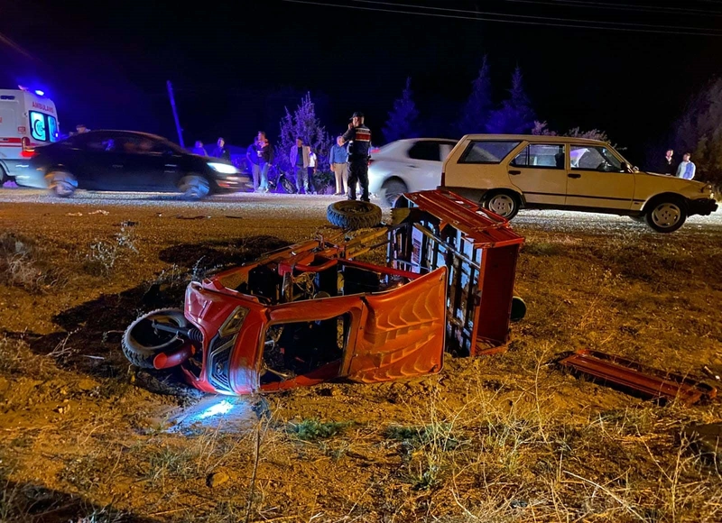 Kütahya’da aynı bölgede 3 dakika arayla iki kaza kamerada: 1 yaralı