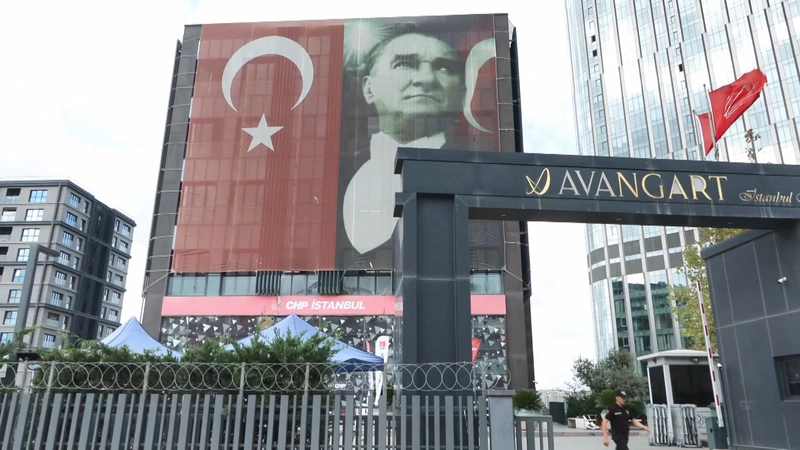 İstanbul - Gürsel Tekin CHP