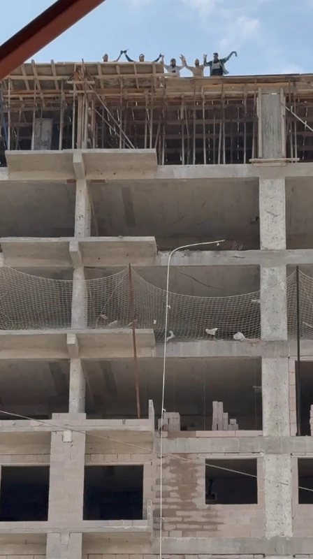 İnşaat işçisinden 10