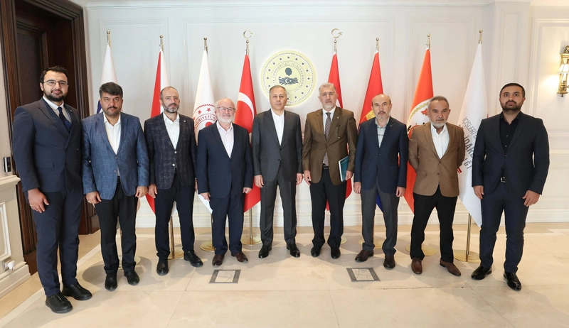 Bakan Yerlikaya, Ankara Filistin Dayanışma Platformu