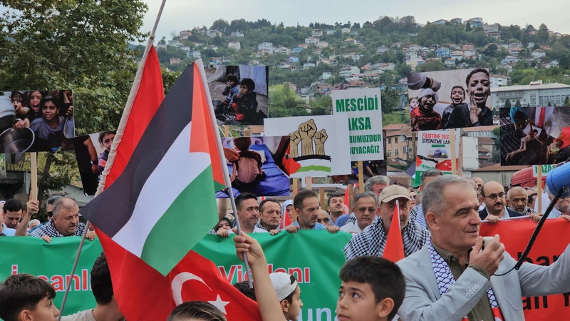 Zonguldak’ta Sumud filosuna destek yürüyüşü
