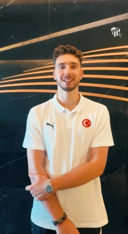 Milli basketbolcu Alperen Şengün