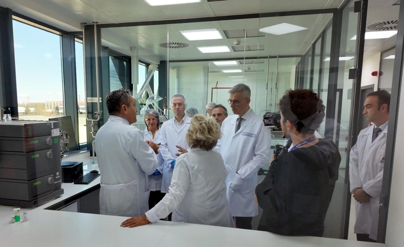 Bakan Memişoğlu, SMA ilacı ve etkin maddesinin üretileceği Ar-Ge Merkezi