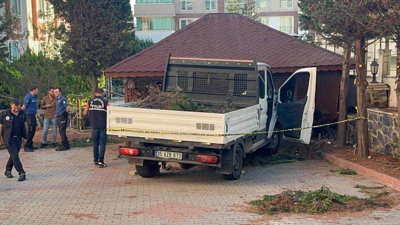 Tekirdağ- Arkadaşının kullandığı kamyonetin altında kalıp öldü /Video eklendi 
