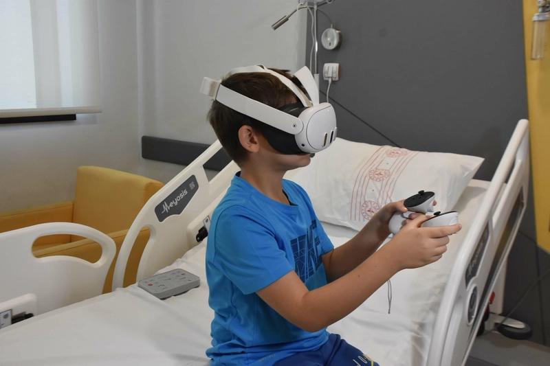 Küçük kalpler, sanal gerçeklikle korkularını yeniyor   