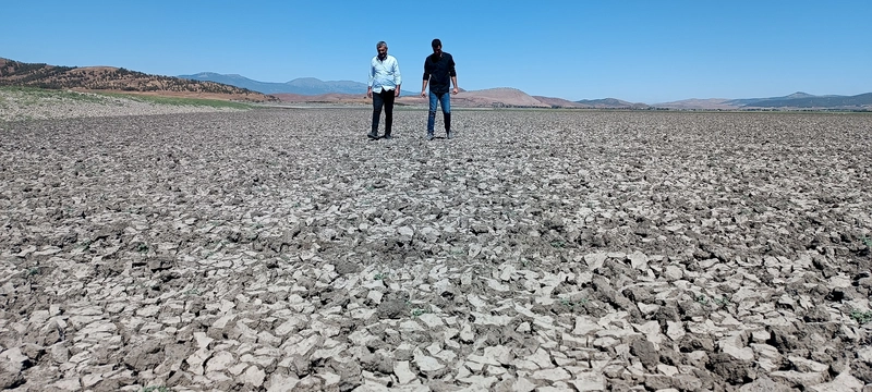 Barajda su seviyesi düştü, Hamamlar Höyüğü gün yüzüne çıktı