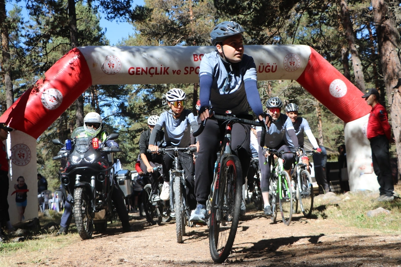 Bolu- Kartalkaya faciasında ölenlerin anısına spor etkinliği /Video eklendi