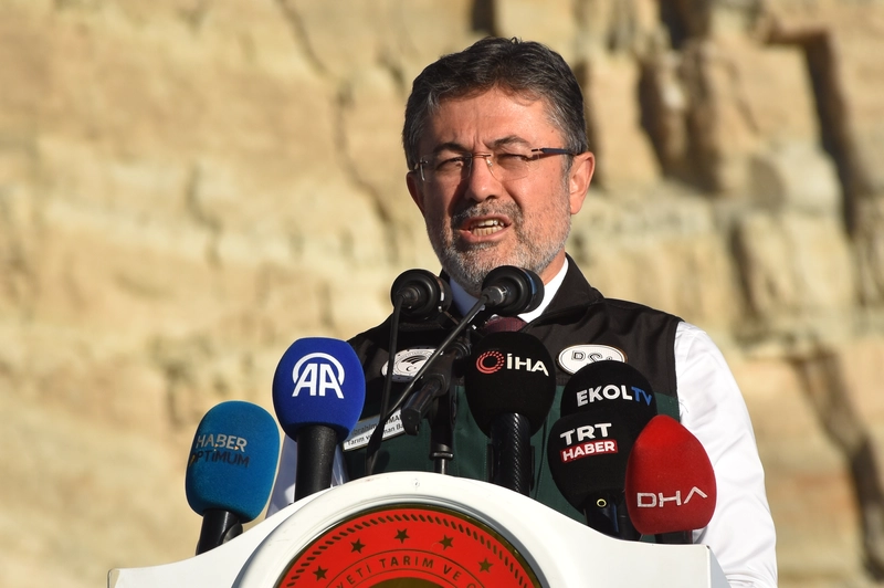 Bakan Yumaklı: Çocuklarımıza tarımı ve ormanı sevdirmek artık milli bir görev (3)