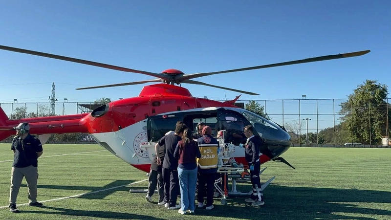 Ordu’da yeni doğan ve solunum sıkıntısı çeken bebek, ambulans helikopterle Samsun’a sevk edildi