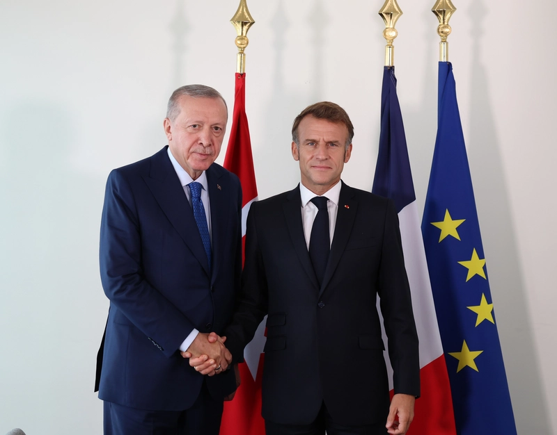 Cumhurbaşkanı Erdoğan, Fransa Cumhurbaşkanı Macron ile bir araya geldi