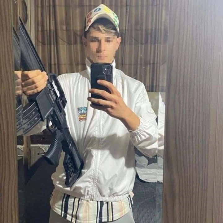 Ava gitmesini istemediği annesini av tüfeğiyle öldürdü