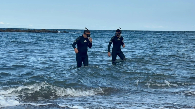 Sahilde çocuk ayakkabıları bulundu, ekipler denizde arama başlattı