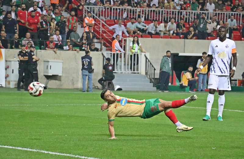 Amed Sportif Faaliyetler- SMS Grup Sarıyer: 2 -0 