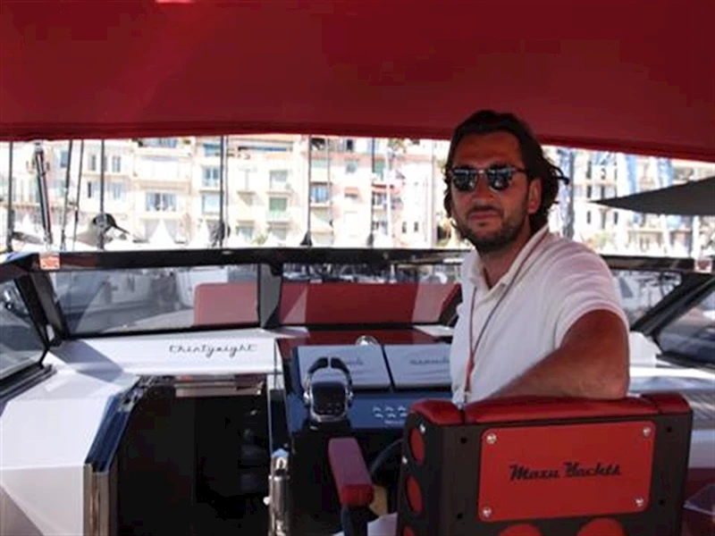 TCG Alemdar da Halit Yukay için bölgede; cansız bedeni denizden çıkarıldı (2)