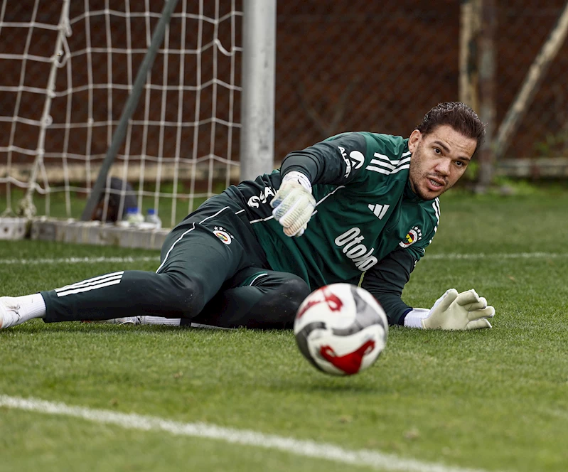 Fenerbahçe, Trabzonspor maçı hazırlıklarını sürdürdü