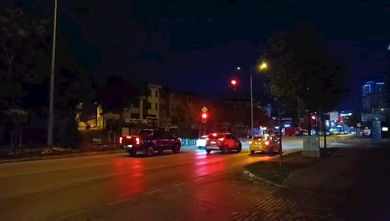 Balıkesir Sındırgı’da 4.9 ve 4.1 büyüklüğünde 2 deprem (7)