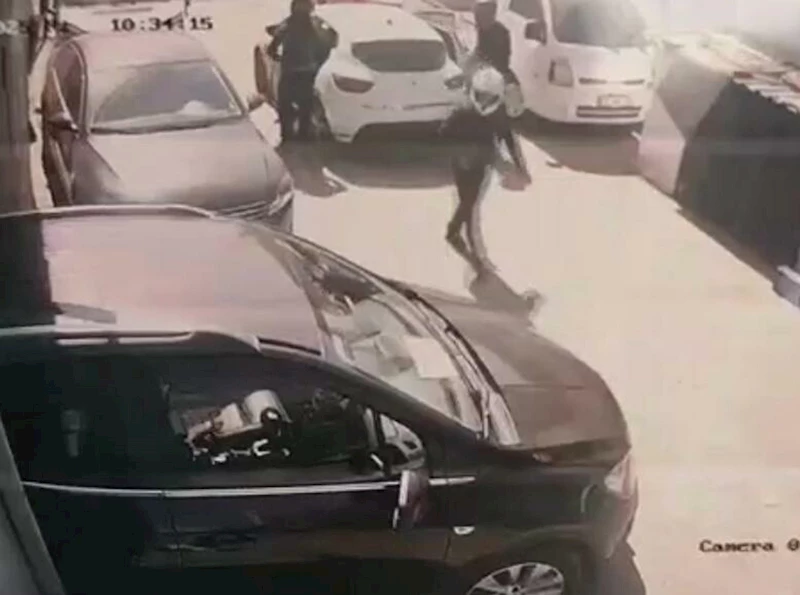 Kasklı şüphelilerden tüfek ve tabancalı soygun